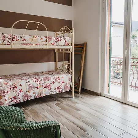 Apartment House Of Alex Levanto